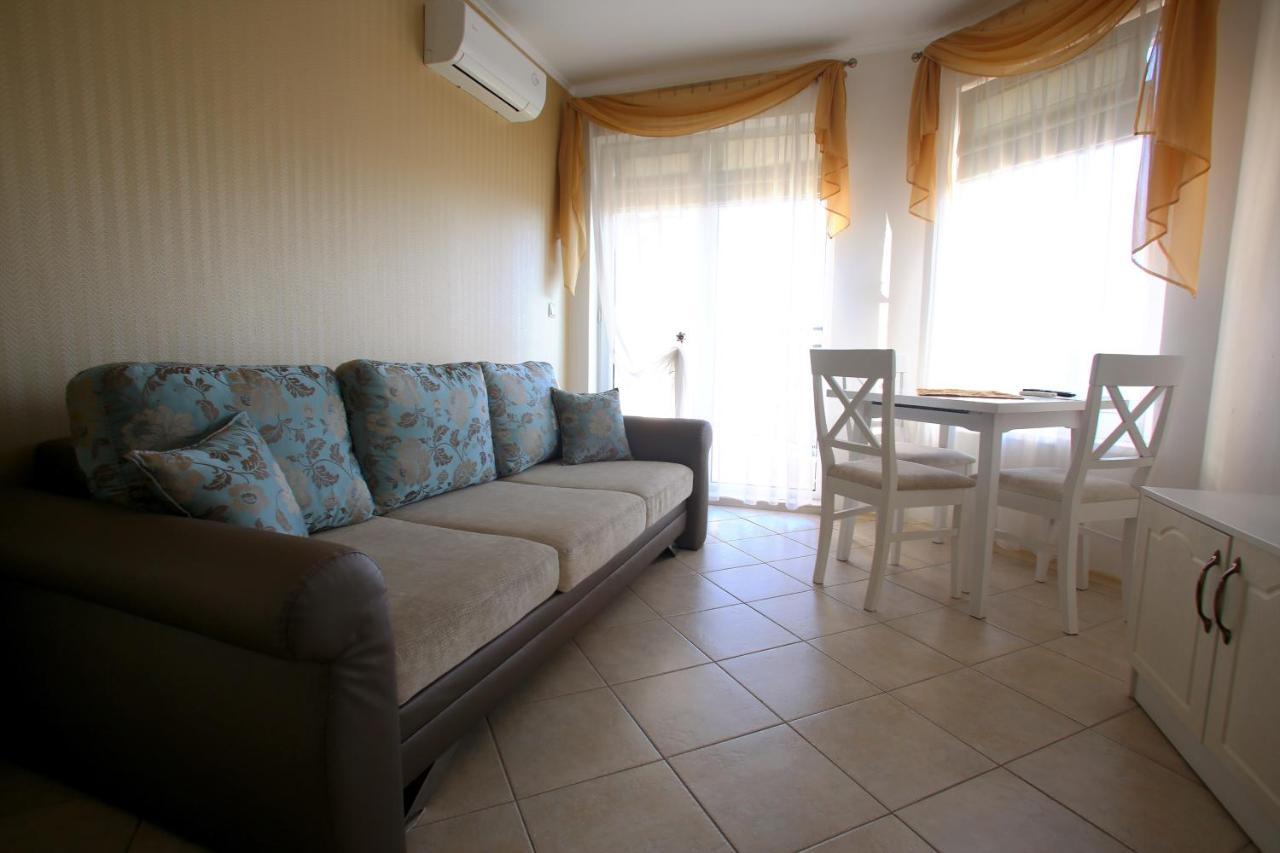 Villa Livia Boutique Apartments Ravda Extérieur photo
