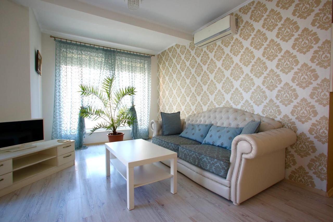 Villa Livia Boutique Apartments Ravda Extérieur photo