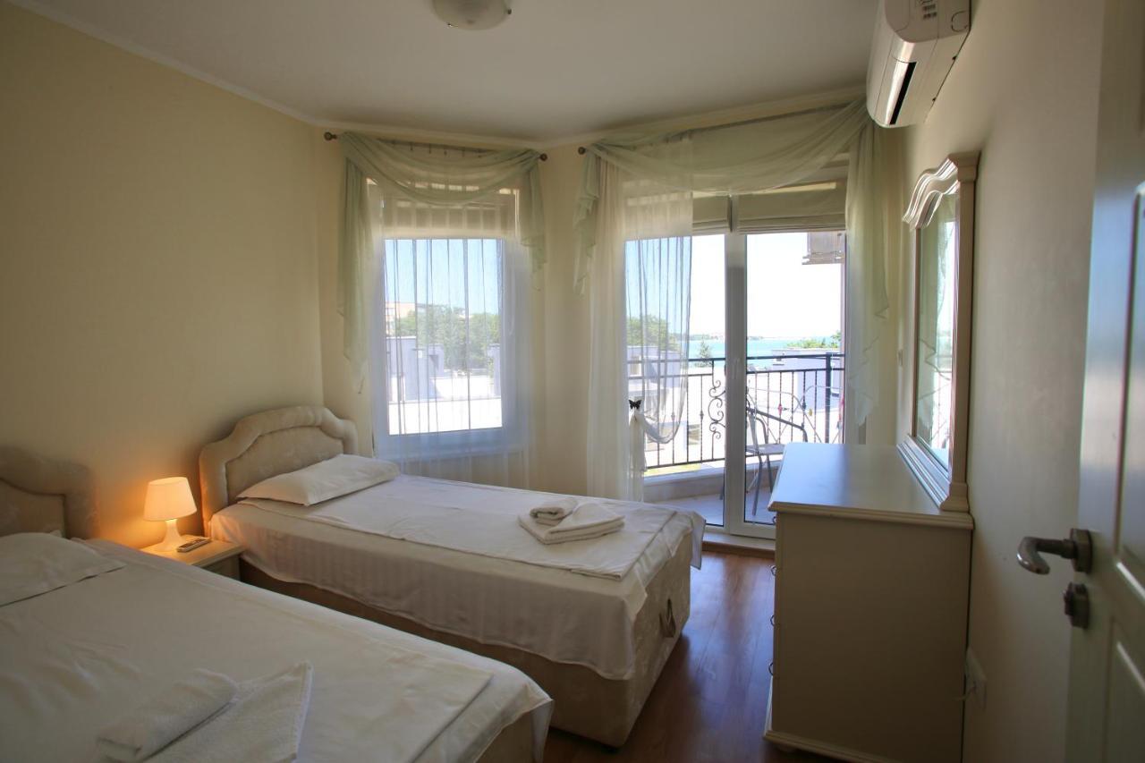 Villa Livia Boutique Apartments Ravda Extérieur photo