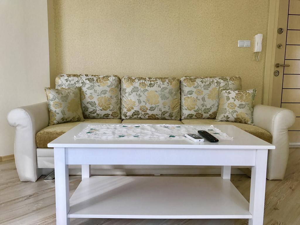 Villa Livia Boutique Apartments Ravda Extérieur photo